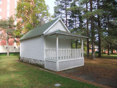 Homestead av Clay Ketter