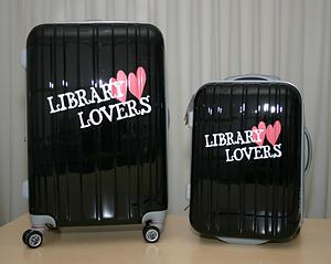 Resväskor Library lovers