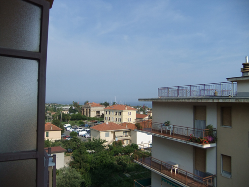 Från balkongen i Arma di Taggia